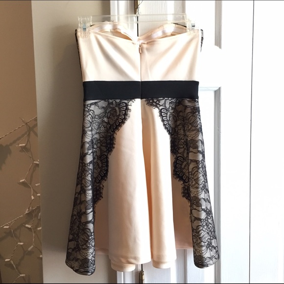 Petite Cream & Black Lace Dress - Picture 2 of 4